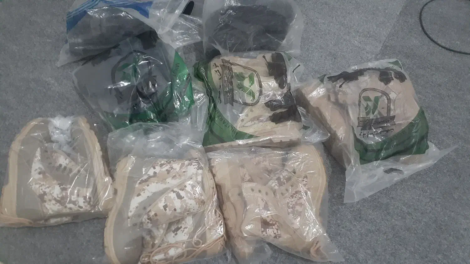 پوتین|کیف، کفش، کمربند|ارومیه, |دیوار