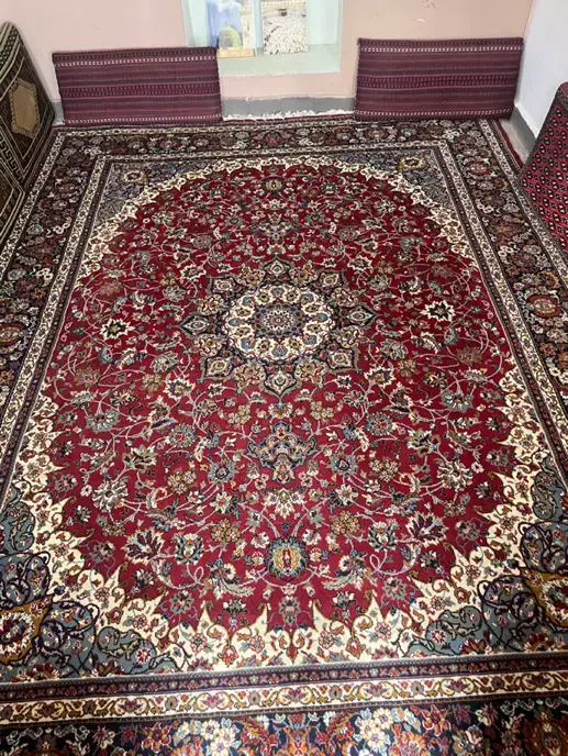 فرش و پشتی و قلیان و کابینت|فرش|بیرجند, |دیوار