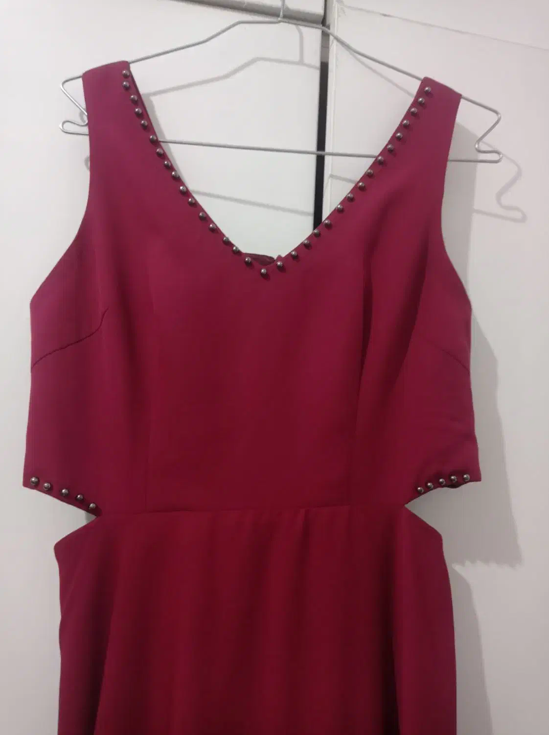 لباس مجلسی|لباس|قم, بنیاد|دیوار