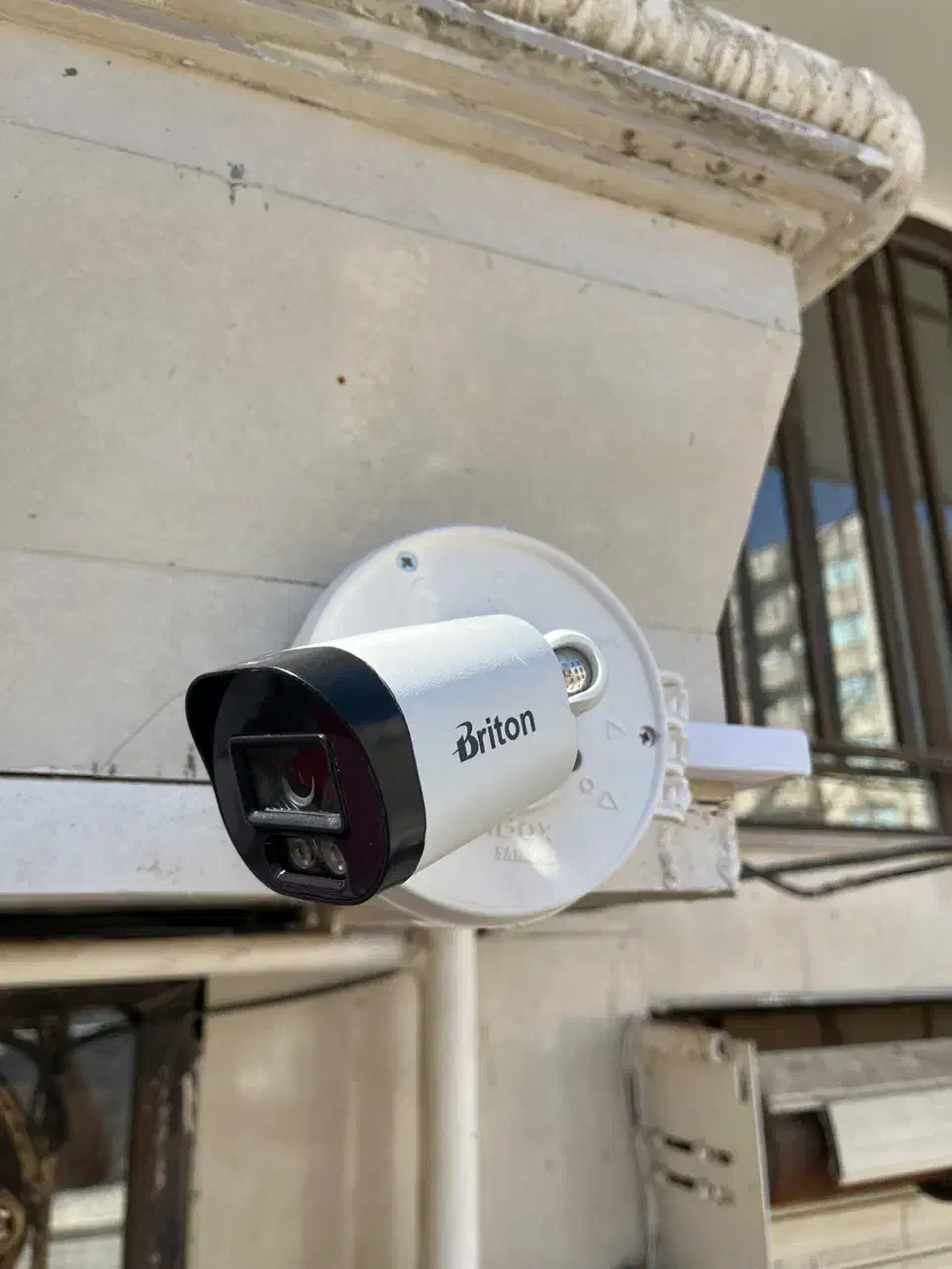 پکیج دو دوربینه برایتون / نصب و راه‌اندازی کامل|دوربین مداربسته|ساوه, |دیوار