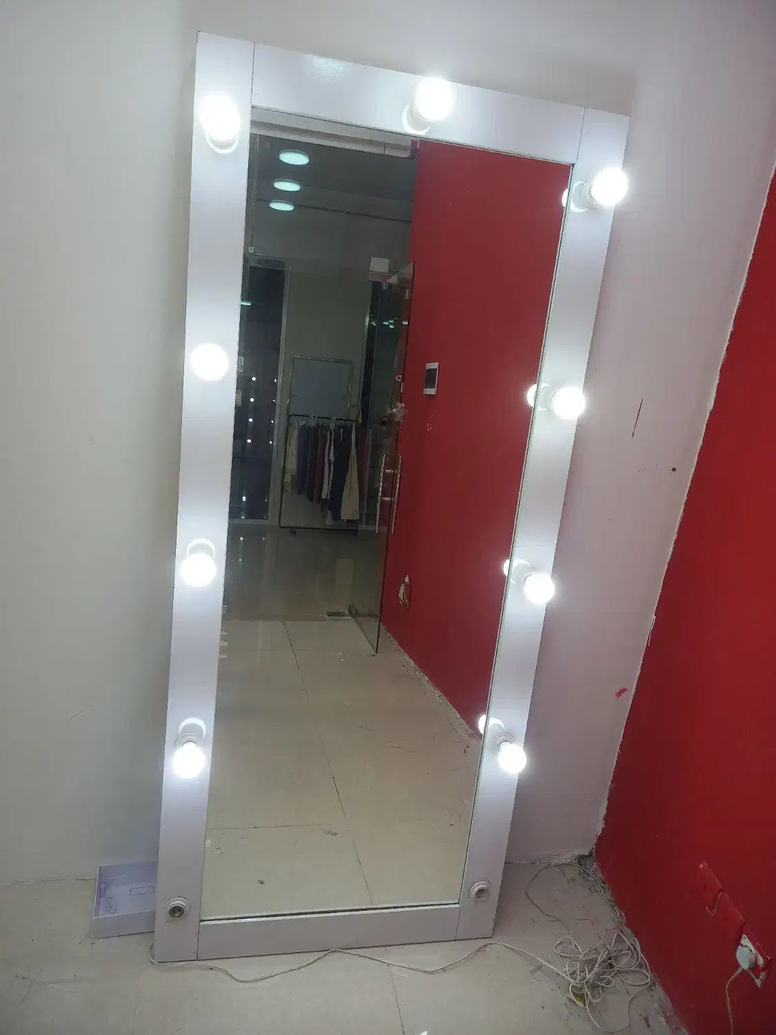 آیینه قدی لامپ دار|آینه|قشم, |دیوار