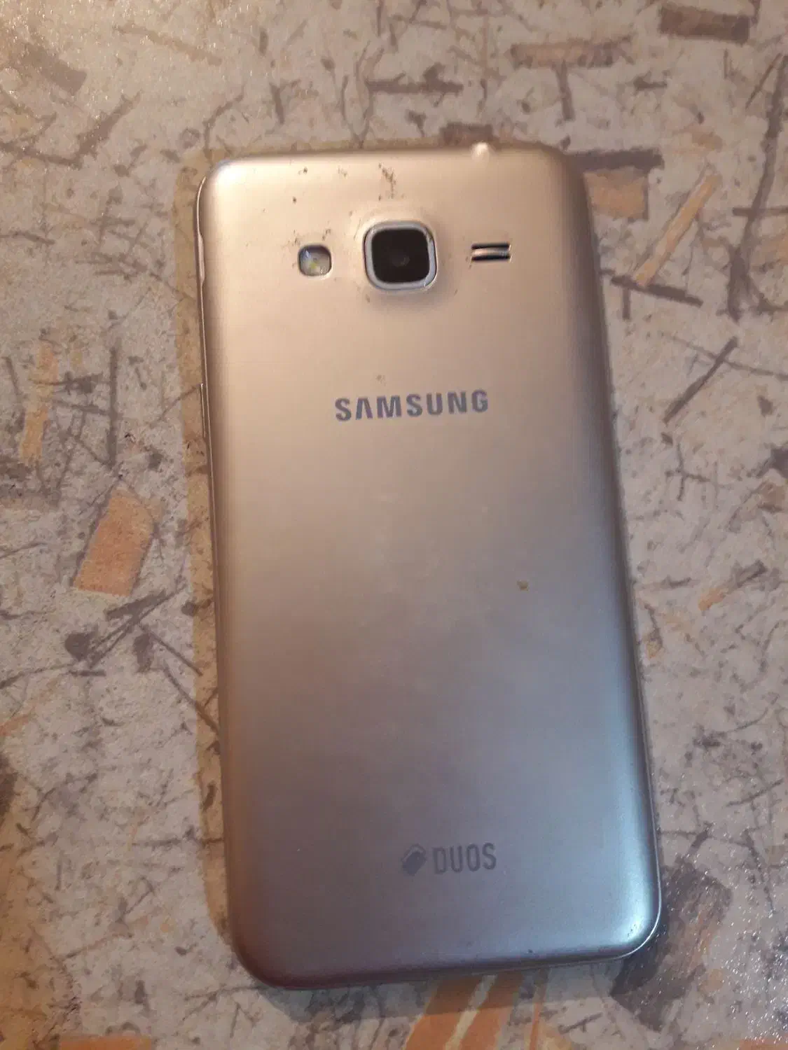 گوشی galaxy j3|موبایل|کرمانشاه, |دیوار