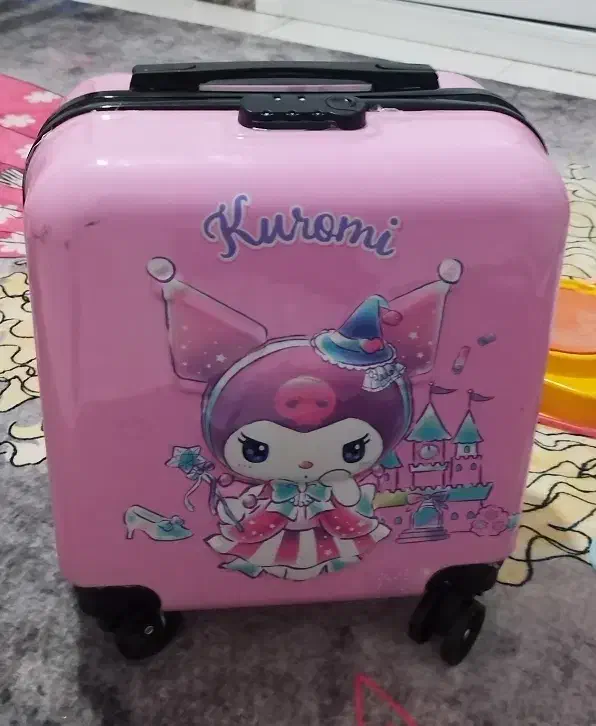 چمدان بچگانه کرومی|کیف، کفش، کمربند|تهران, اختیاریه|دیوار