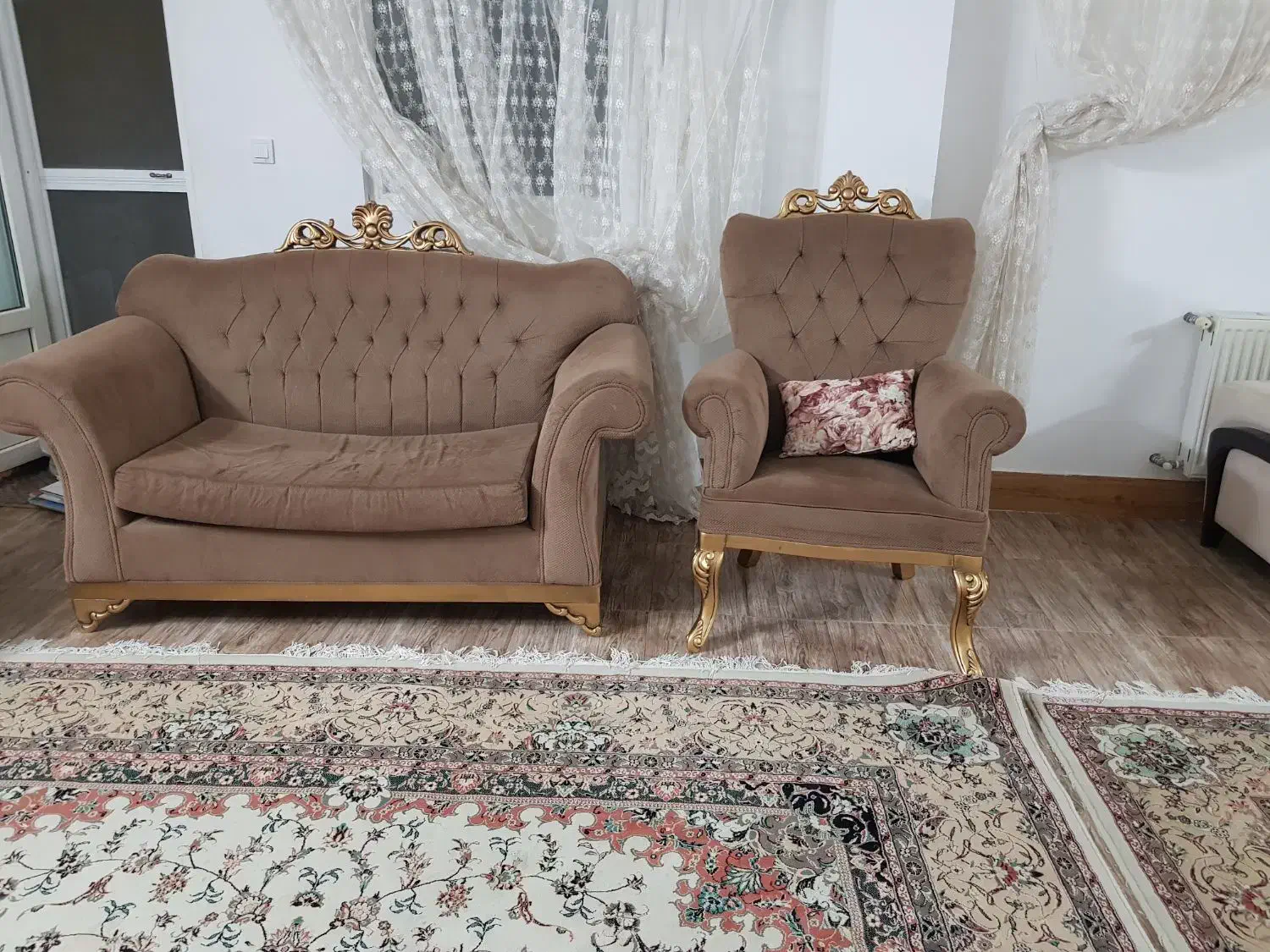 یک دست مبل هفت نفره|مبلمان خانگی و میز عسلی|شیروان (خراسان), |دیوار
