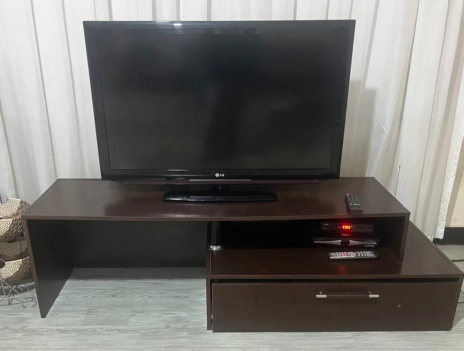 میز تلویزیون|میز تلویزیون|خرم‌آباد, |دیوار