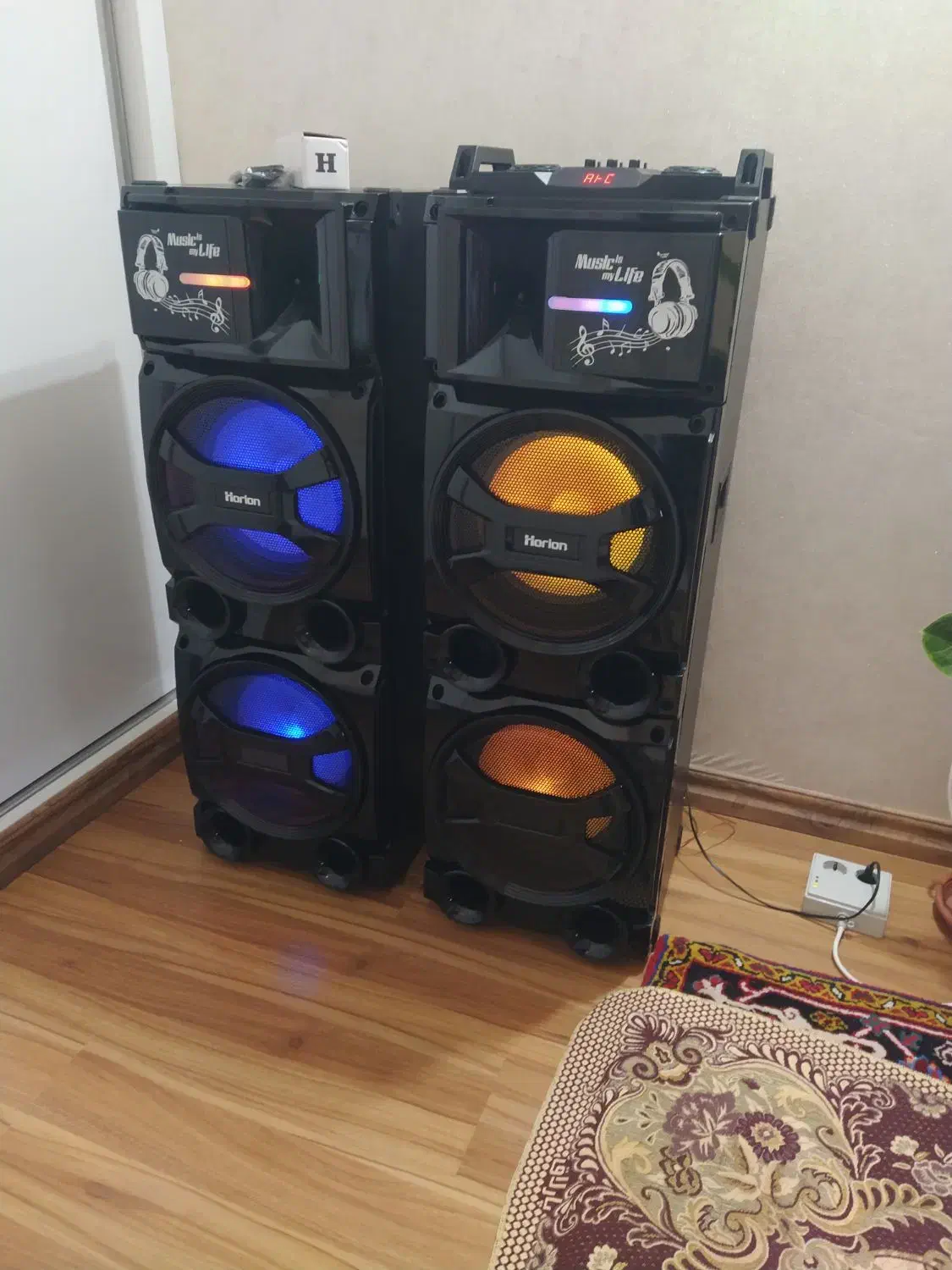 اسپیکر دوقلو تمیز و با کیفیت|سیستم صوتی خانگی|تبریز, |دیوار