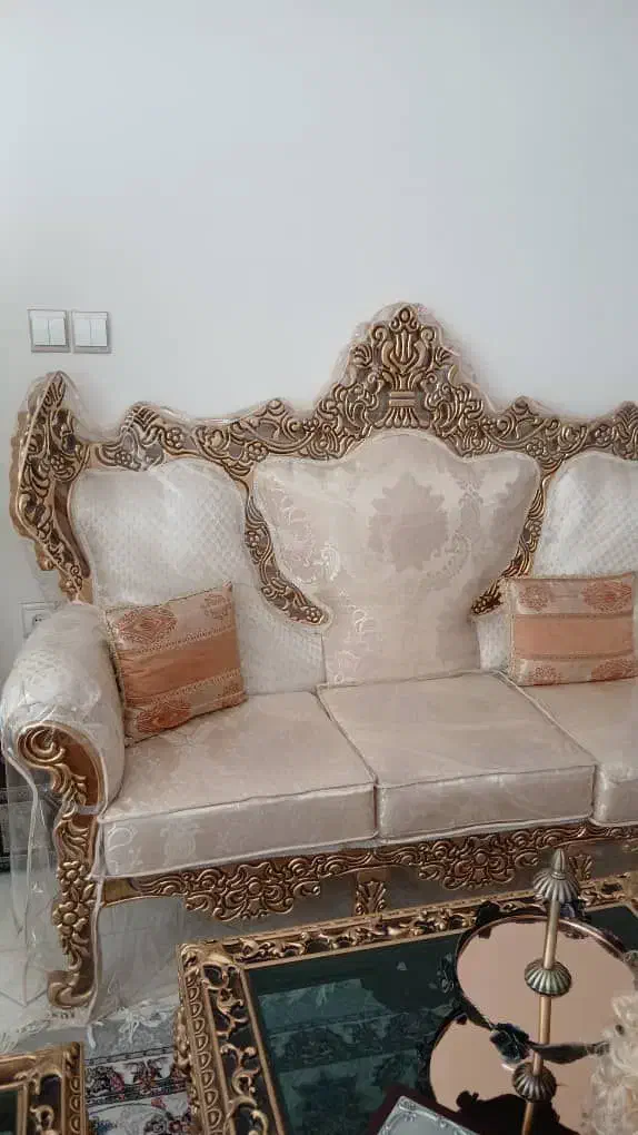 مبلمان سلطنتی|مبلمان خانگی و میز عسلی|برخوار, |دیوار