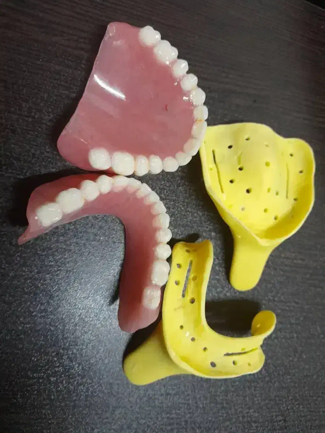 دندانپزشک و دندانساز تجربی (ساخت پروتز مصنوعی)|خدمات آرایشگری و زیبایی|ابهر, |دیوار