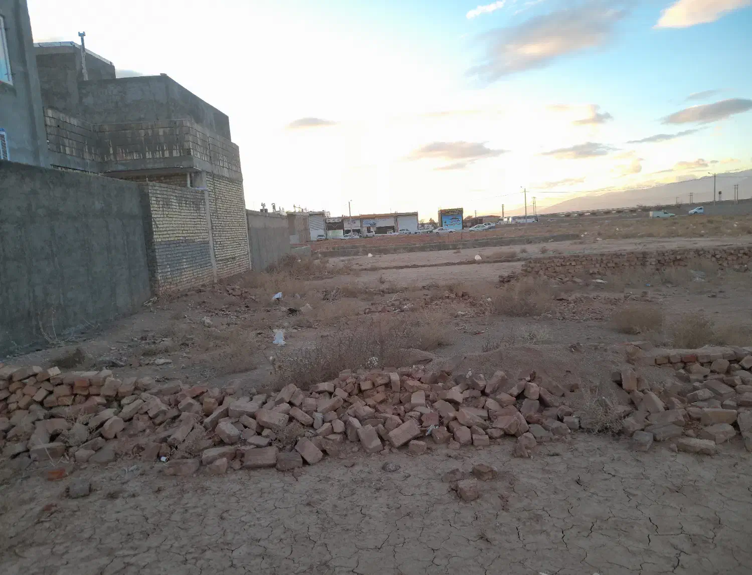 زمین فروشی|فروش زمین و ملک کلنگی|اسفراین, |دیوار