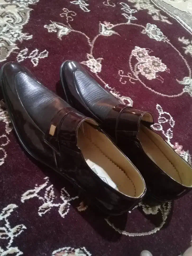 کفش چرمی ورنی کیوت خارجی سایز ۴۳|کیف، کفش، کمربند|خان ببین, |دیوار