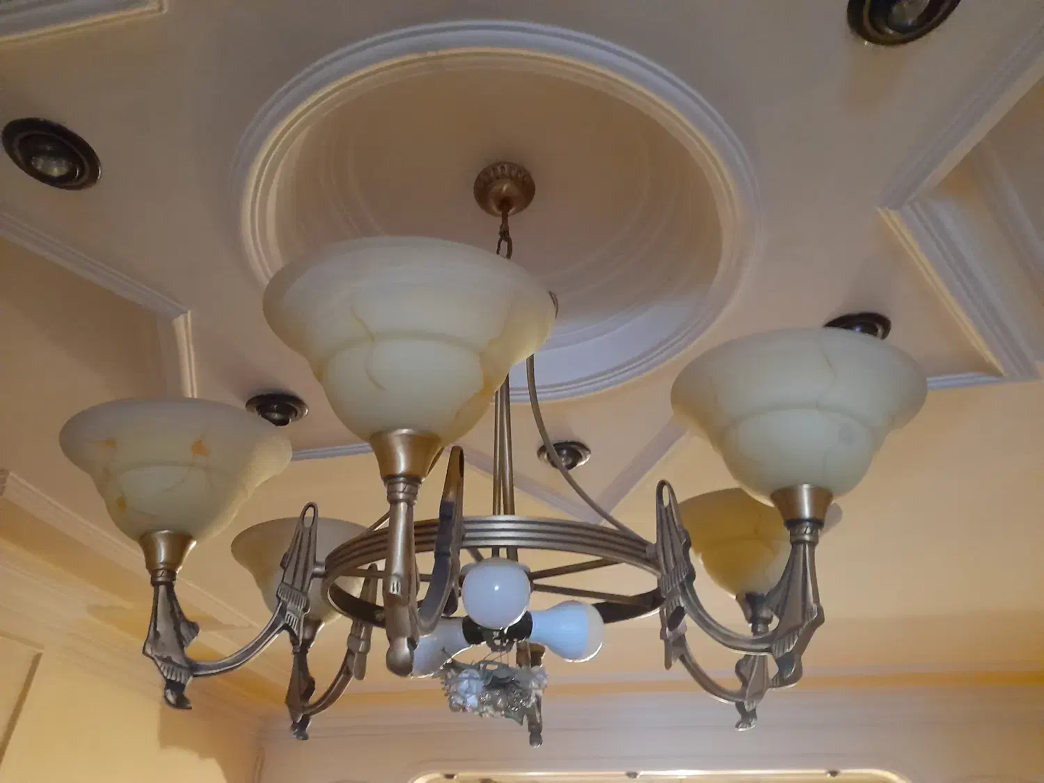 لوستر، دیوارکوب کریستالی، لاله، فانوس قدیمی|لوستر و چراغ آویز|تهران, شهرک پرواز|دیوار