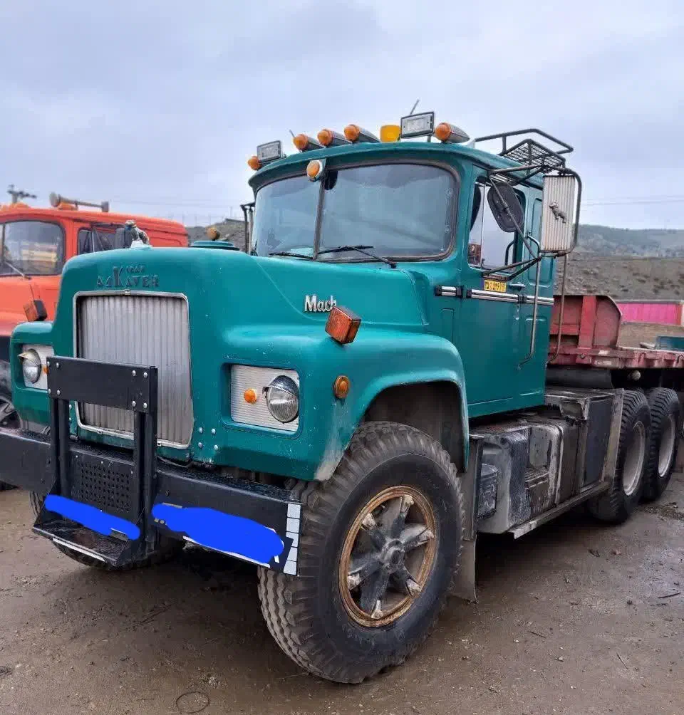 کشنده اسقاط ۲/۶۰۰/۰۰۰/۰۰۰|خودرو سنگین|مشهد, تربیت (صدف)|دیوار