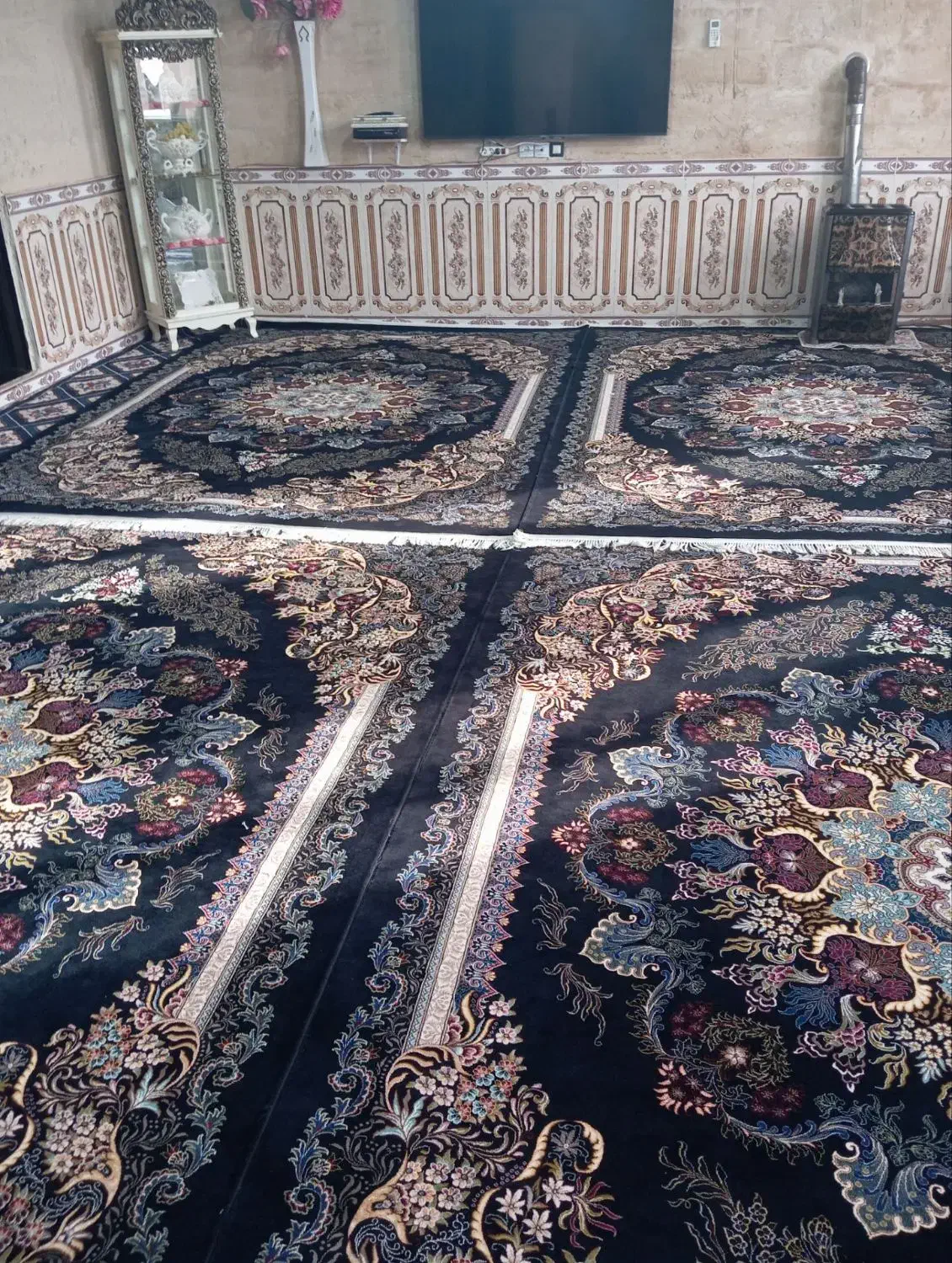 ۴ عدد فرش نه متری  ۷۰۰ شانه سنگین وزن نخ اصلی|فرش|هرسین, |دیوار