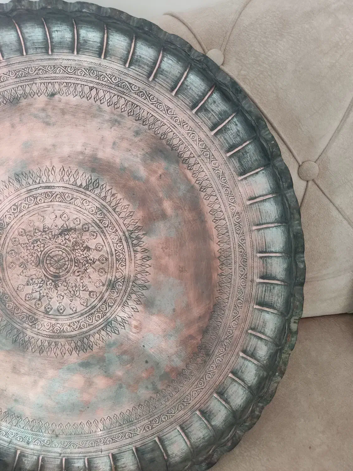 مجمع قدیمی|کلکسیون اشیاء عتیقه|تربت‌حیدریه, کلاته توکلی|دیوار