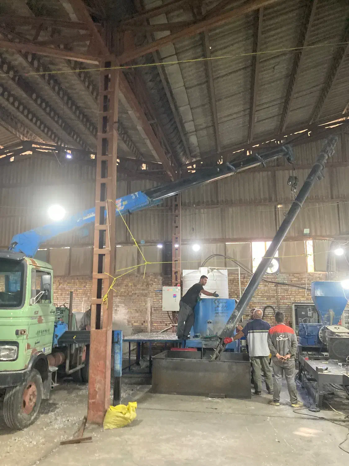 جرثقیل کفی سه تن خاور|خدمات حمل و نقل|تبریز, |دیوار