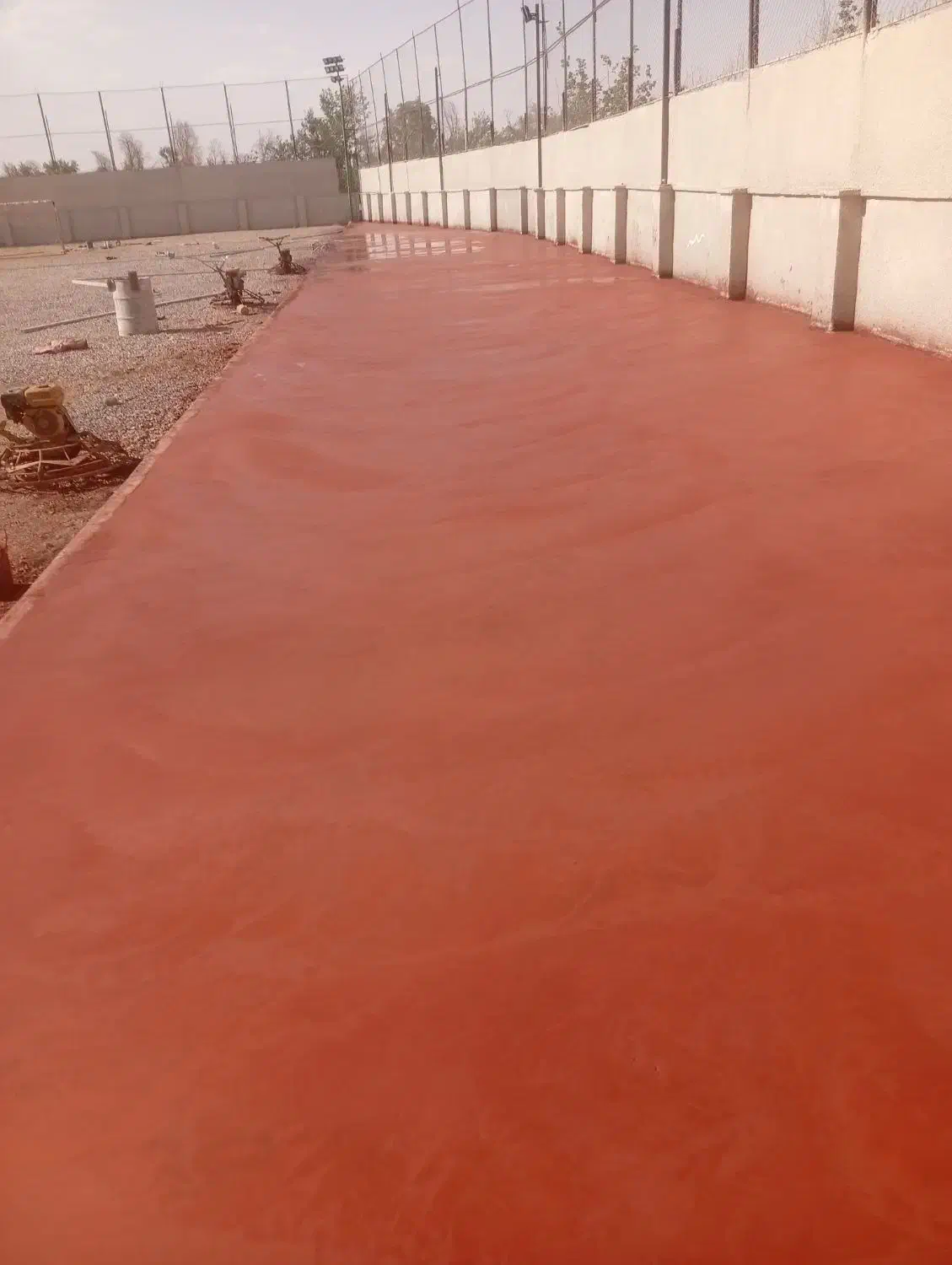 بتن ریزی کف با ماله پروانه ای|خدمات پیشه و مهارت|اصفهان, بختیاردشت (شهرک پرتو)|دیوار