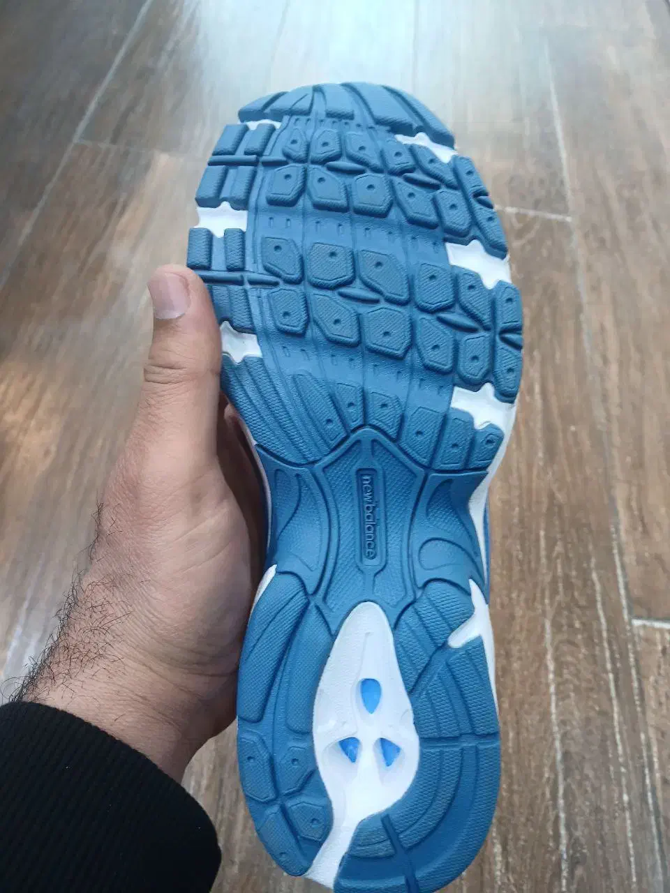 کفش|کیف، کفش، کمربند|بجنورد, |دیوار