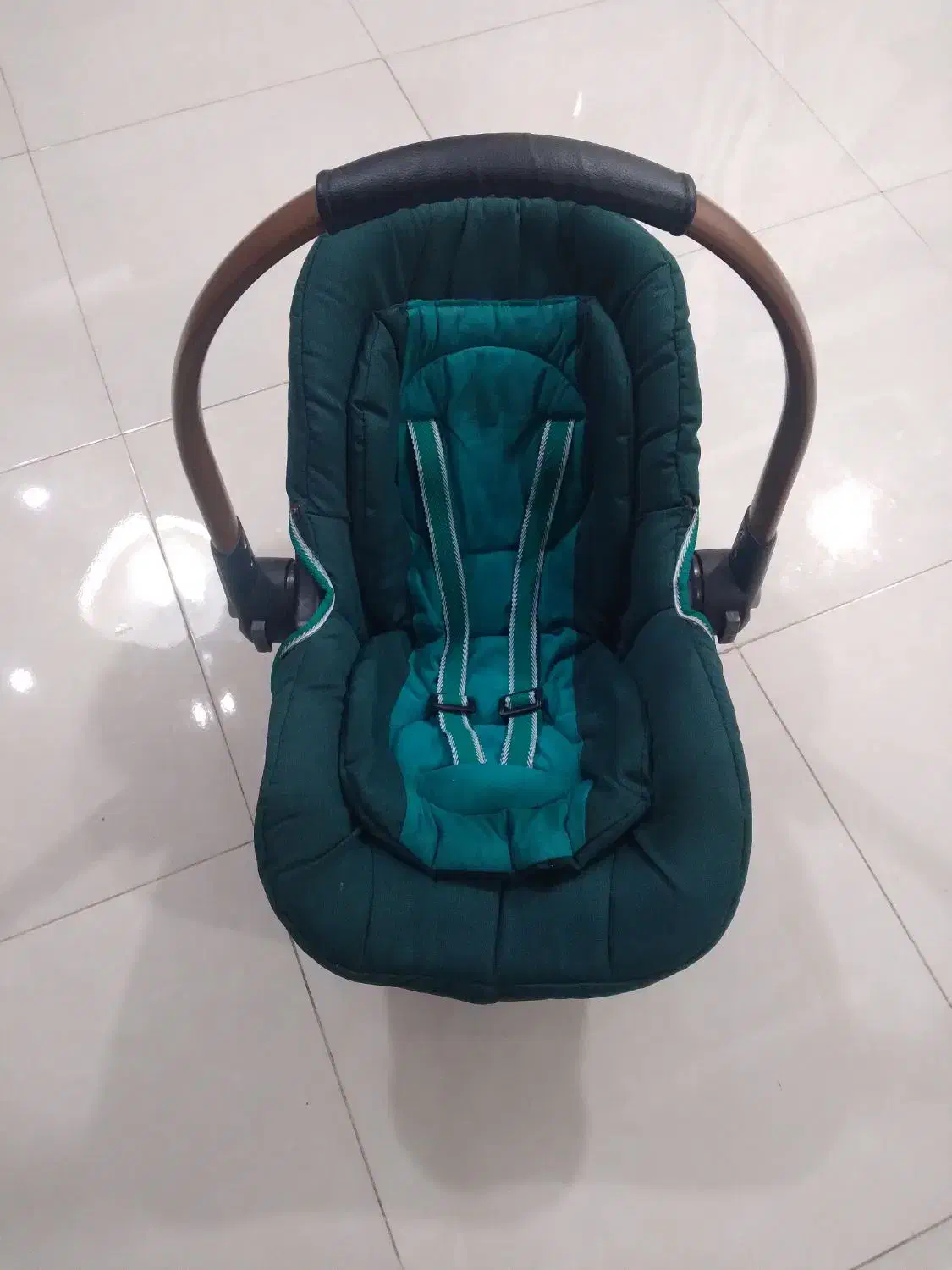 کریر|کالسکه و لوازم جانبی|خورموج, |دیوار