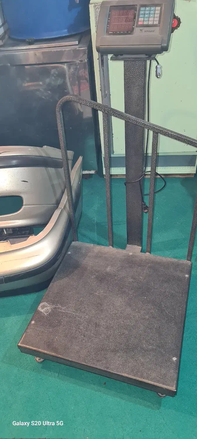 باسکول دو عدد ۲۰۰ و ۵۰۰ک سیخ ترانس تابلو|فروشگاه و مغازه|تبریز, |دیوار