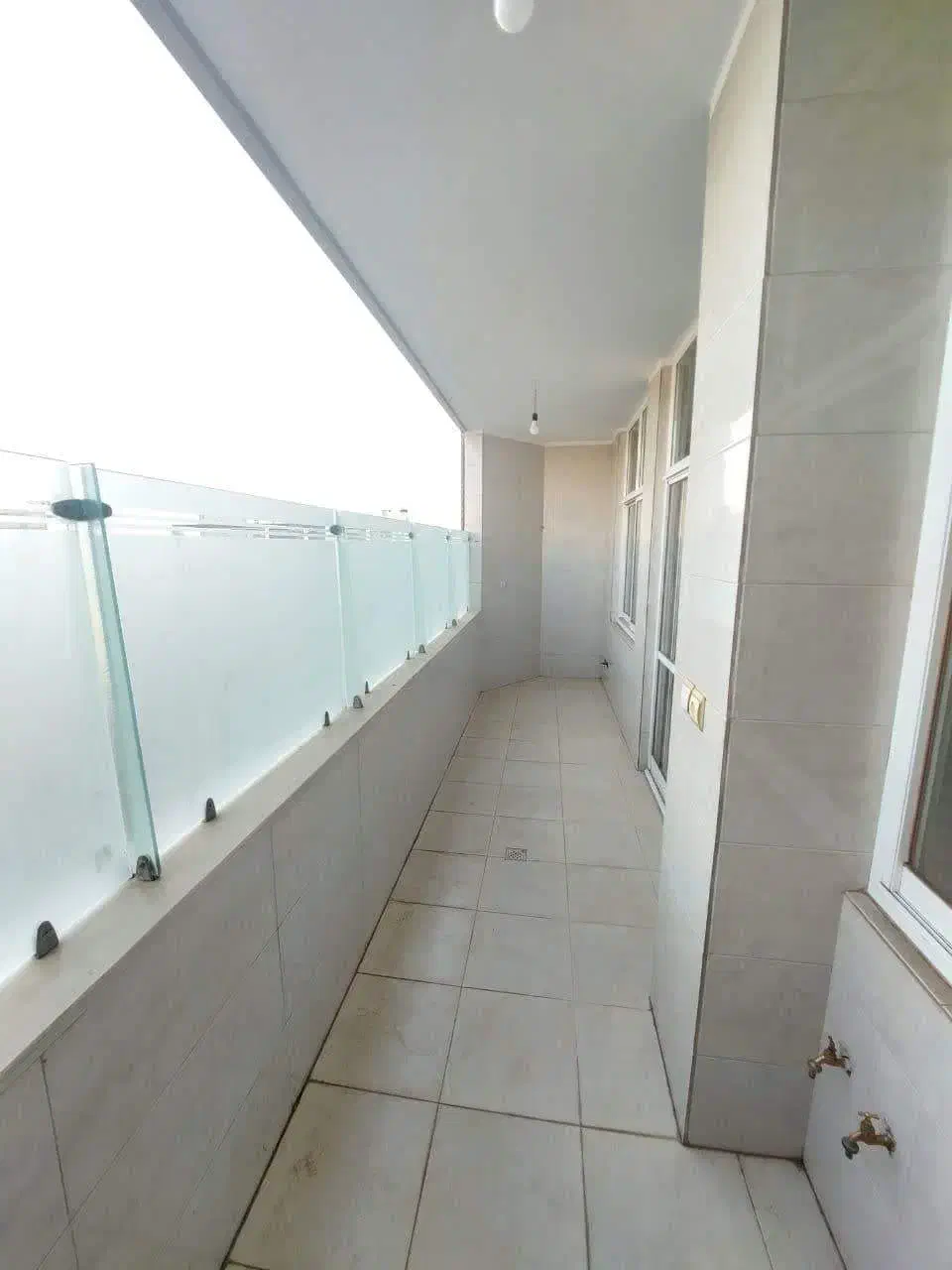 اجاره آپارتمان 150 متری/ 2خواب تک واحد/ صمدیه لباف|اجارهٔ آپارتمان|اصفهان, برزان|دیوار