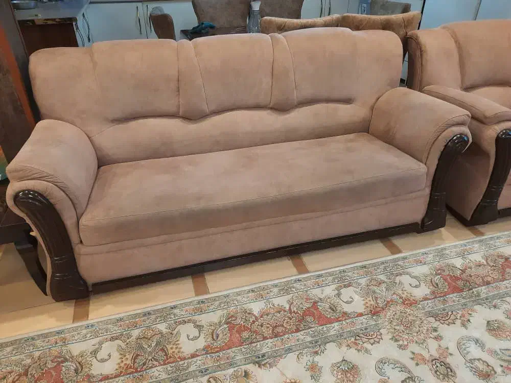 مبل 5 نفره  ومیز ناهار خوری  6 نفره|مبلمان خانگی و میز عسلی|بندر انزلی, شهرک خزر ویلا|دیوار