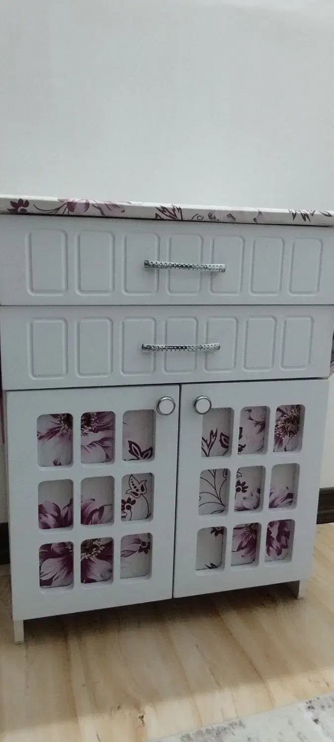 میز اتو چرخ خیاطی|اتو و لوازم اتو|بجنورد, |دیوار