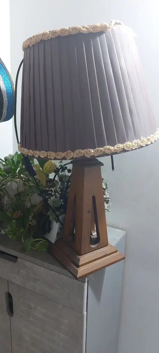 آواژور ،چراغ خواب|چراغ خواب و آباژور|سنگر, |دیوار