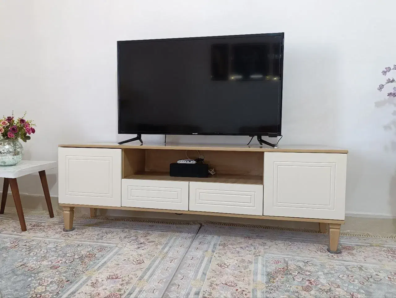 ست میز تلوزیون و اینه کنسول درجه یک|بوفه، ویترین، کنسول|پرند, فاز ۵|دیوار