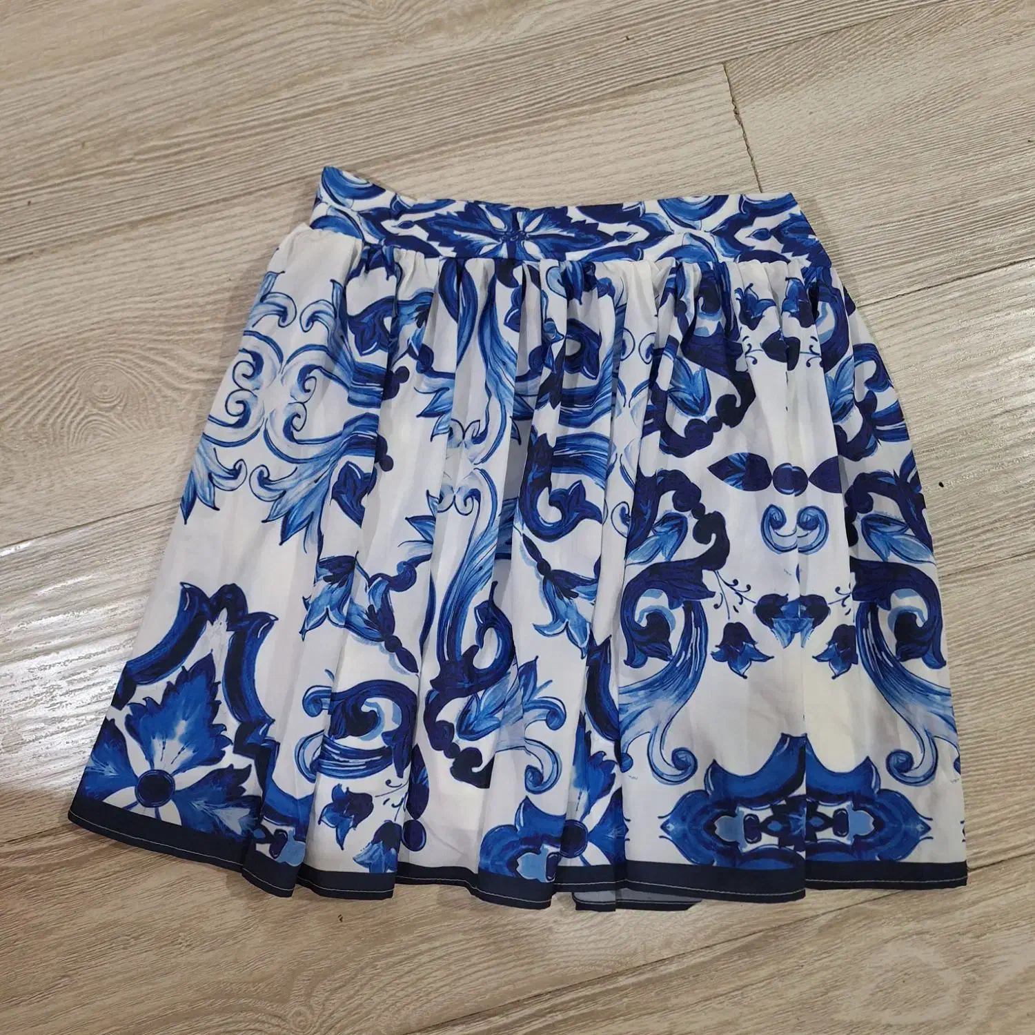 دامن زنانه|لوازم خیاطی و بافتنی|تهران, کوی بیمه|دیوار