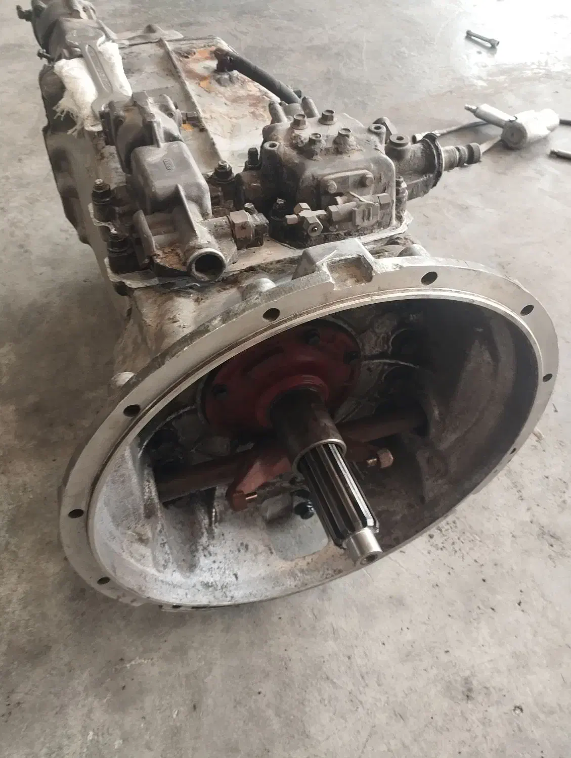 فروش گیربکس|قطعات یدکی و لوازم جانبی|آباده, |دیوار