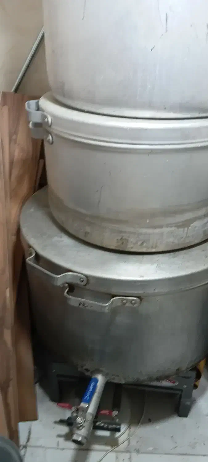 دیگ شیر دار بزرگ|ظروف پخت‌وپز|پاکدشت, پاکدشت (مامازند)|دیوار