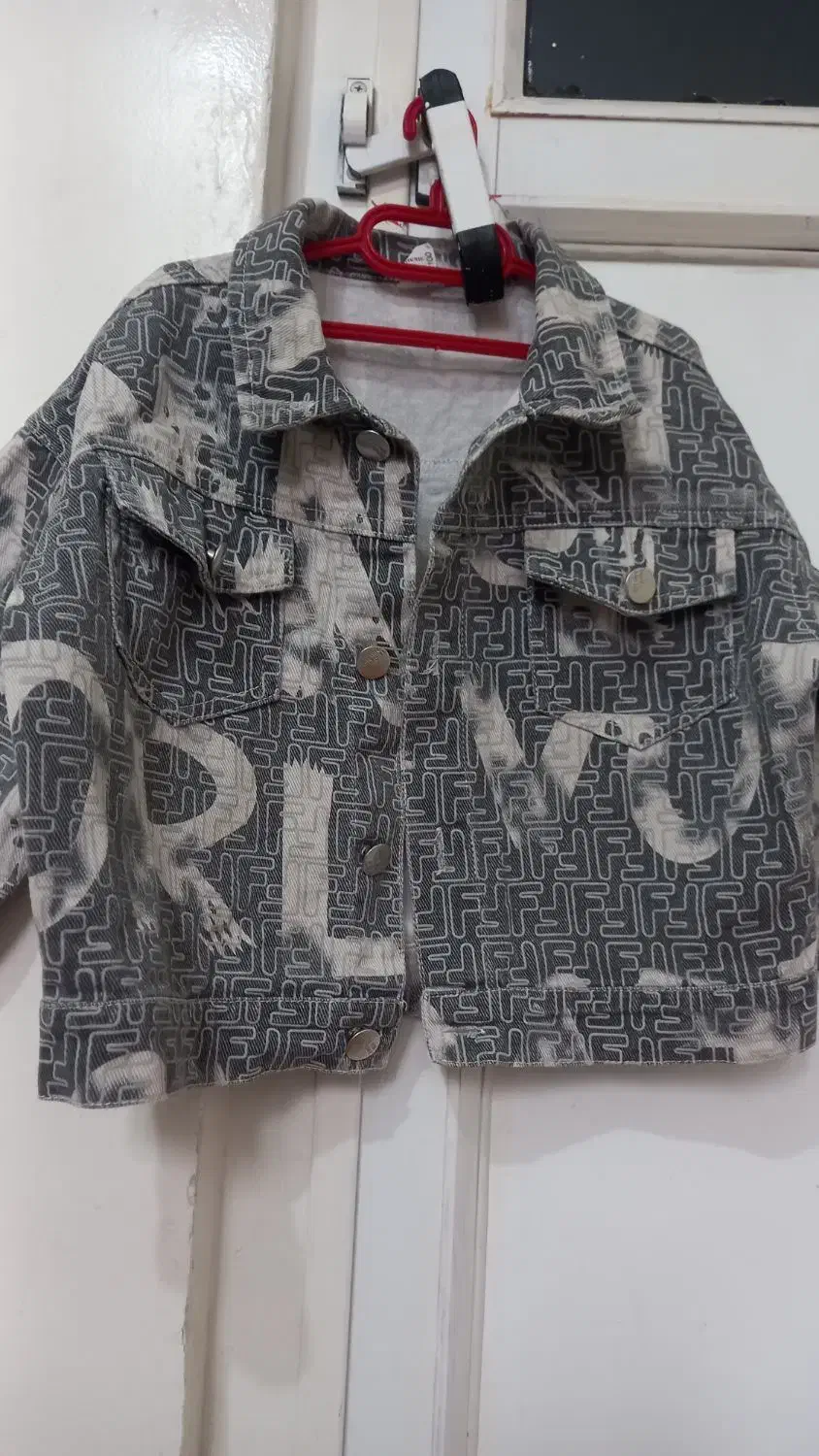 لباس بچه|لباس|قزوین, |دیوار