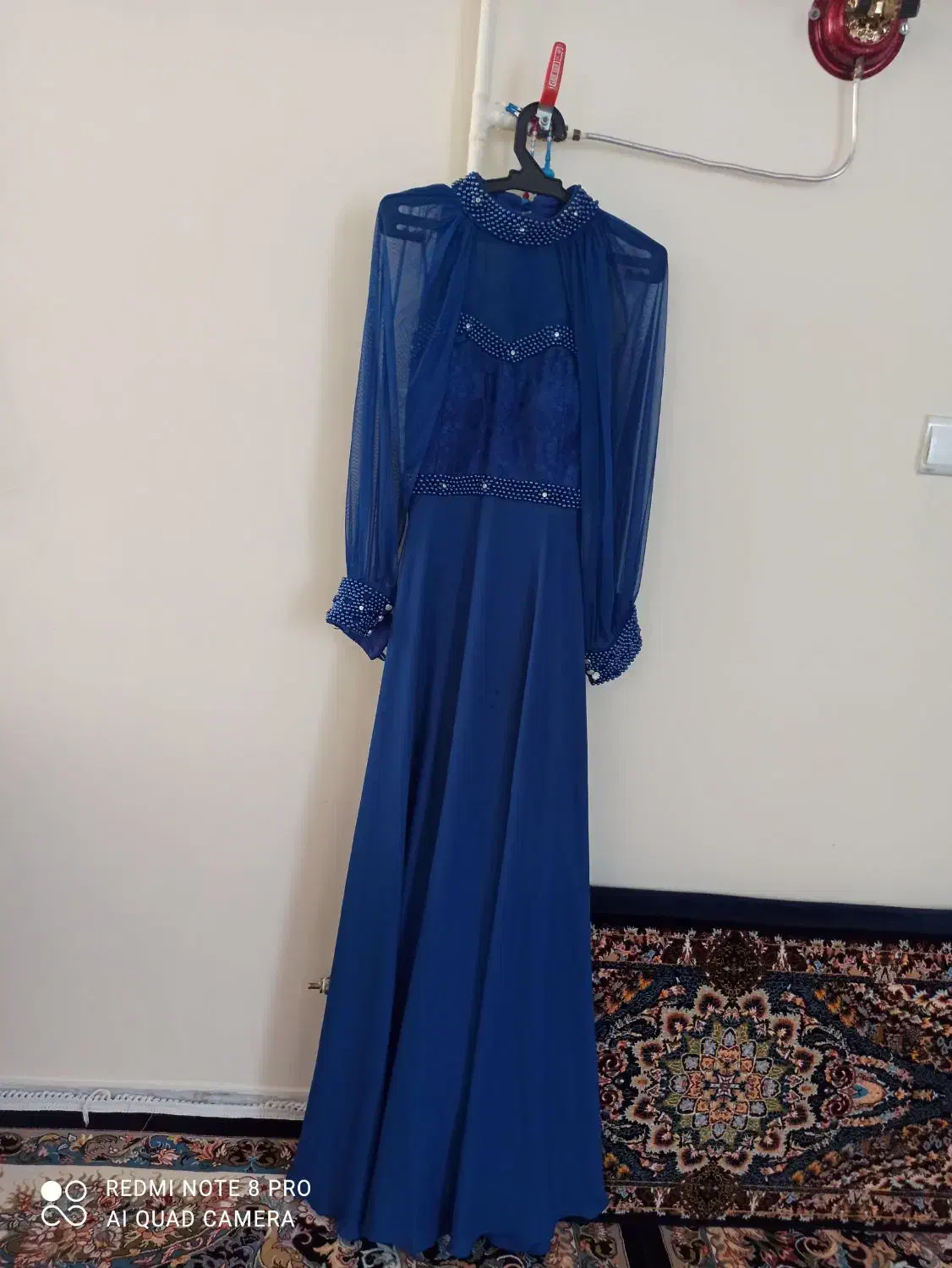 لباس عقد|لباس|کوزران, |دیوار