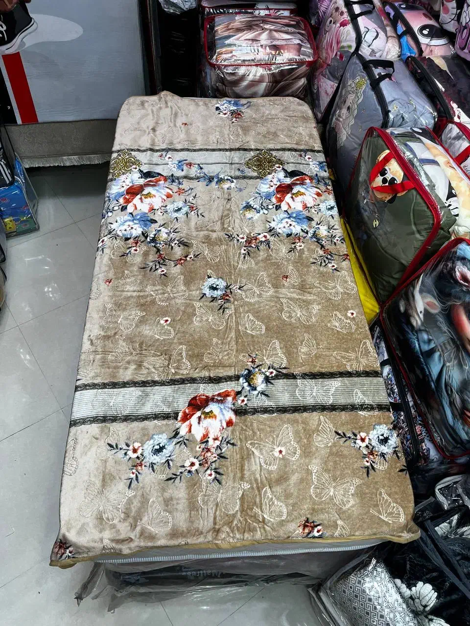 پتو لیزری یک نفره|رختخواب، بالش، پتو|مشهد, عیدگاه|دیوار