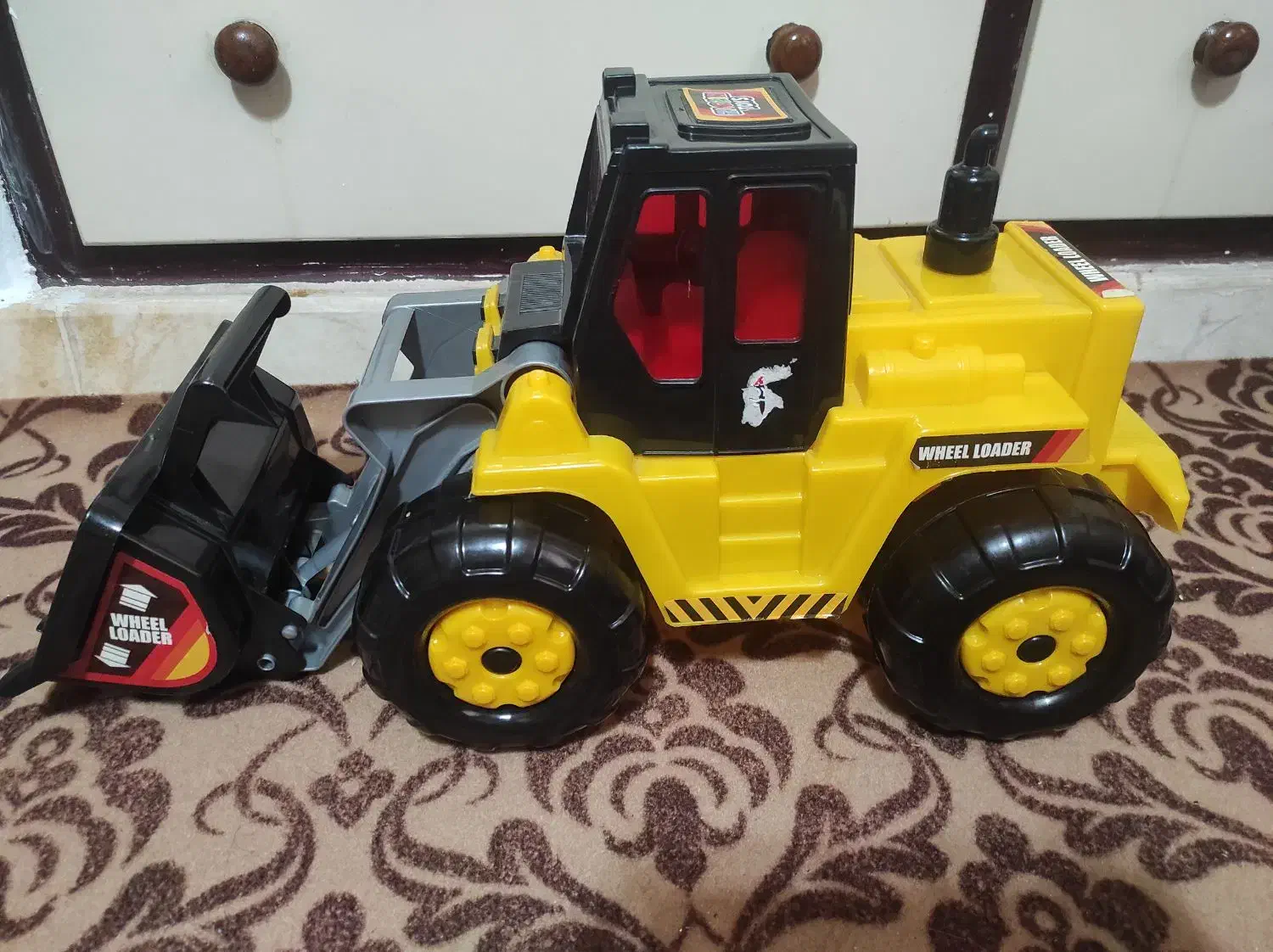 ماشین بازی لودر|اسباببازی بچه|رشت, رشتیان|دیوار