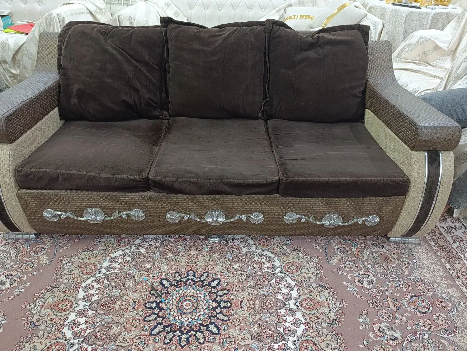 مبل راحتی ۷ نفره|مبلمان خانگی و میز عسلی|تهران, نازی‌آباد|دیوار