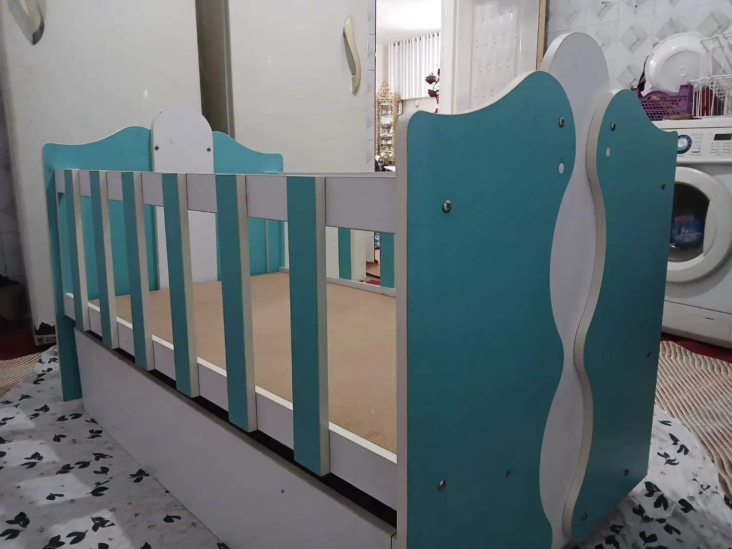 تختخواب کودک و نوزاد سالم|تخت و صندلی بچه|بروجرد, |دیوار