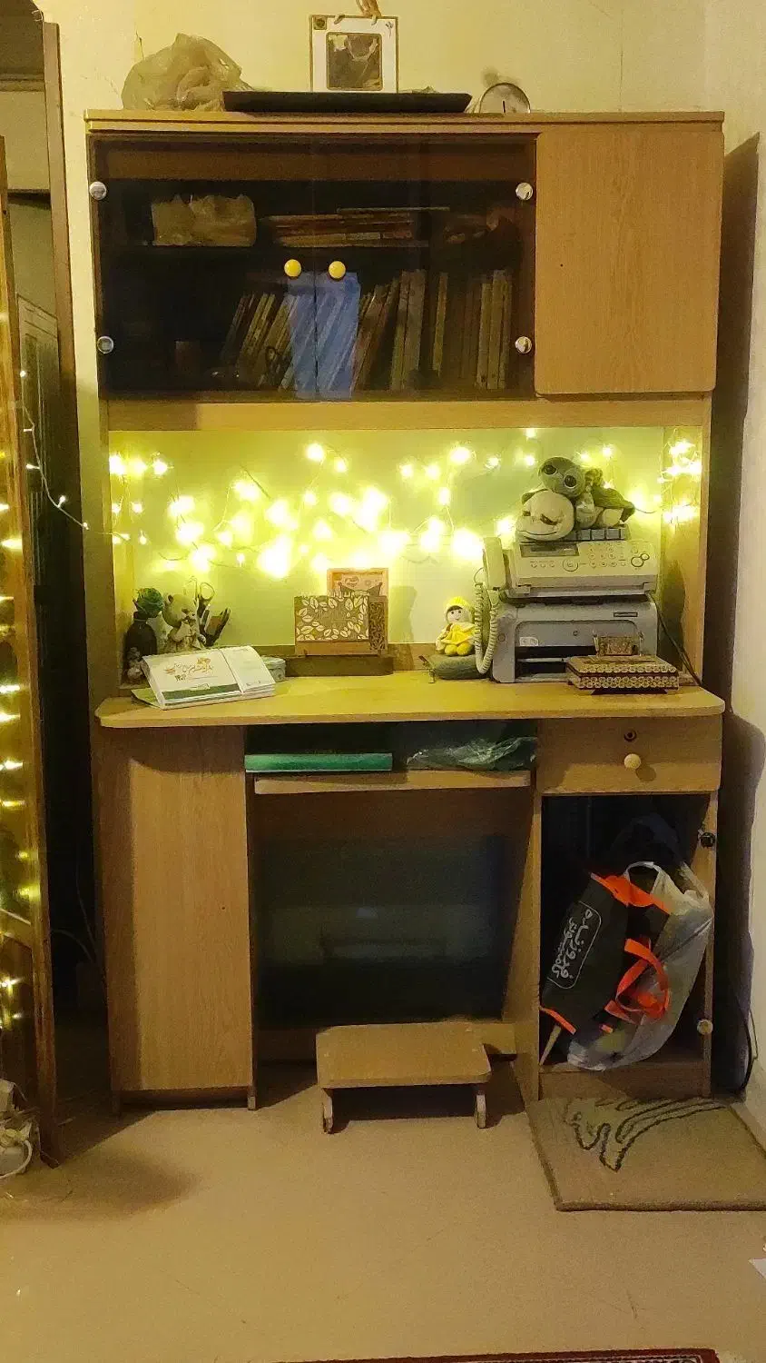 میز و کتابخانه دو تکه|کتابخانه، شلف، قفسه‌های دیواری|کرج, شاهین‌ویلا|دیوار