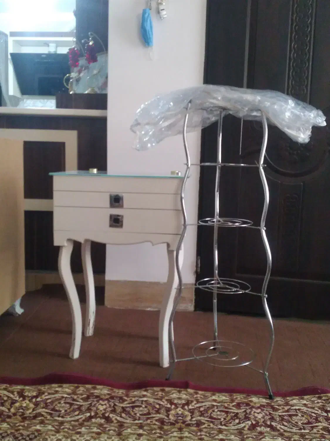 فروشی|آب‌چکان و نظم‌دهنده ظروف|خوی, |دیوار