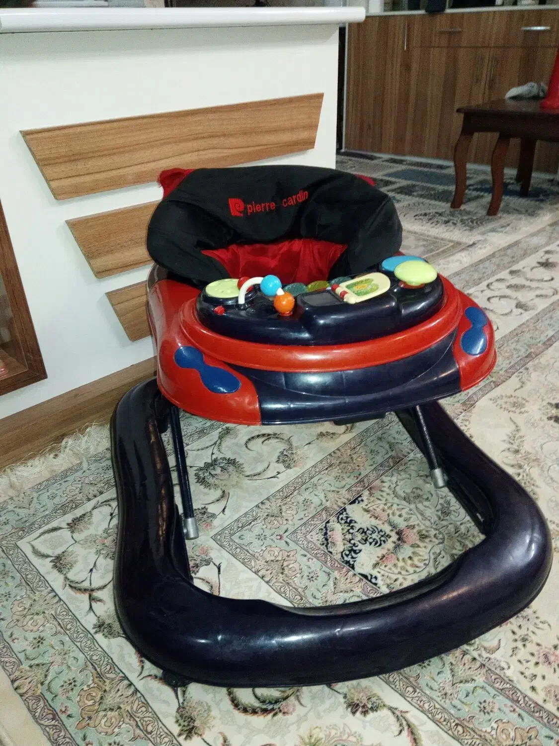 روروک موزیکال|کالسکه و لوازم جانبی|گلبهار, شهر جدید گلبهار|دیوار