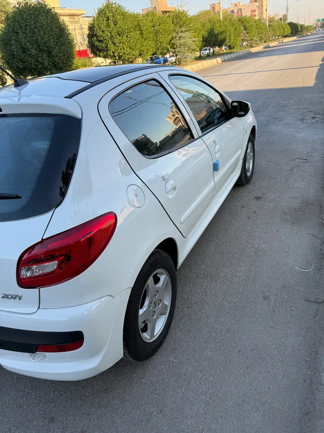 پژو ۲۰۷ پاناروما|خودرو سواری و وانت|شاهین‌شهر, پاسداران|دیوار