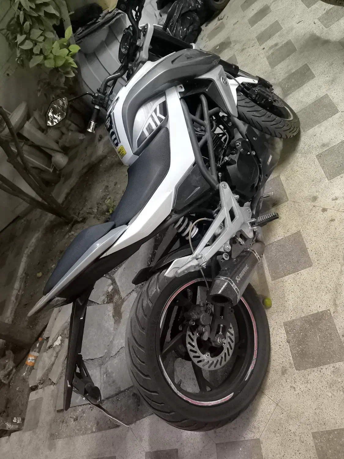 موتور سی اف ۱۵۰ سفید|موتورسیکلت|شیراز, احمدآباد|دیوار