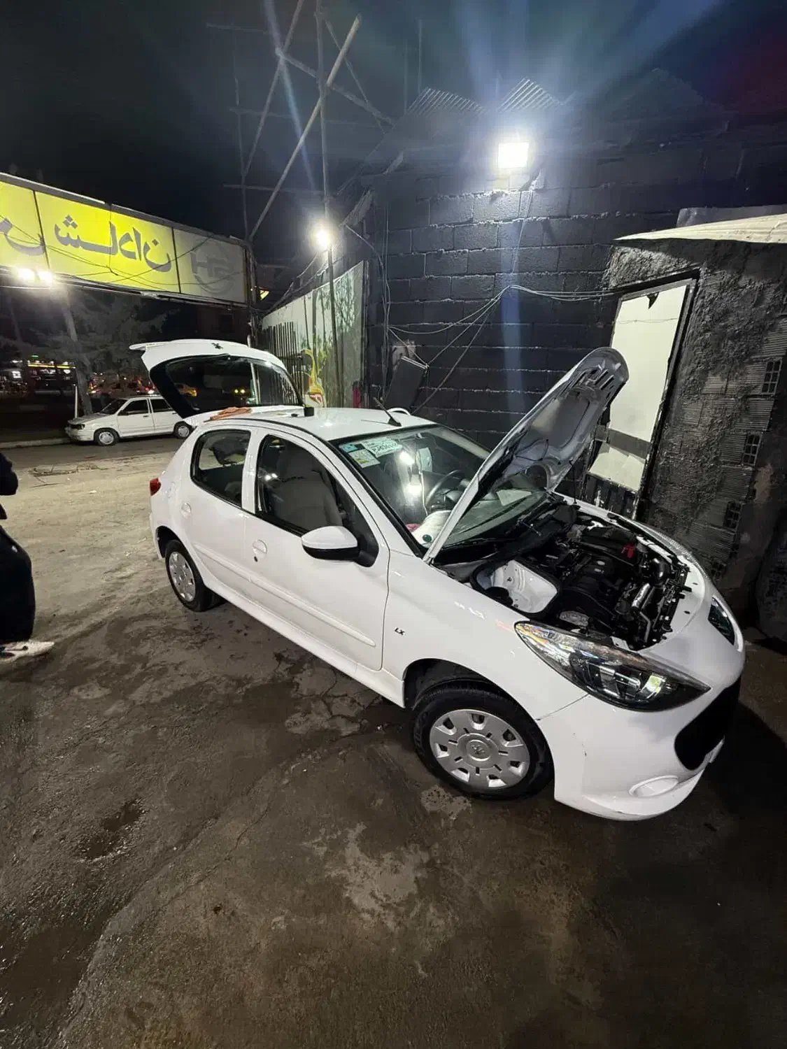 207 دنده سقف فلز 1402|خودرو سواری و وانت|رشت, دیلمان|دیوار