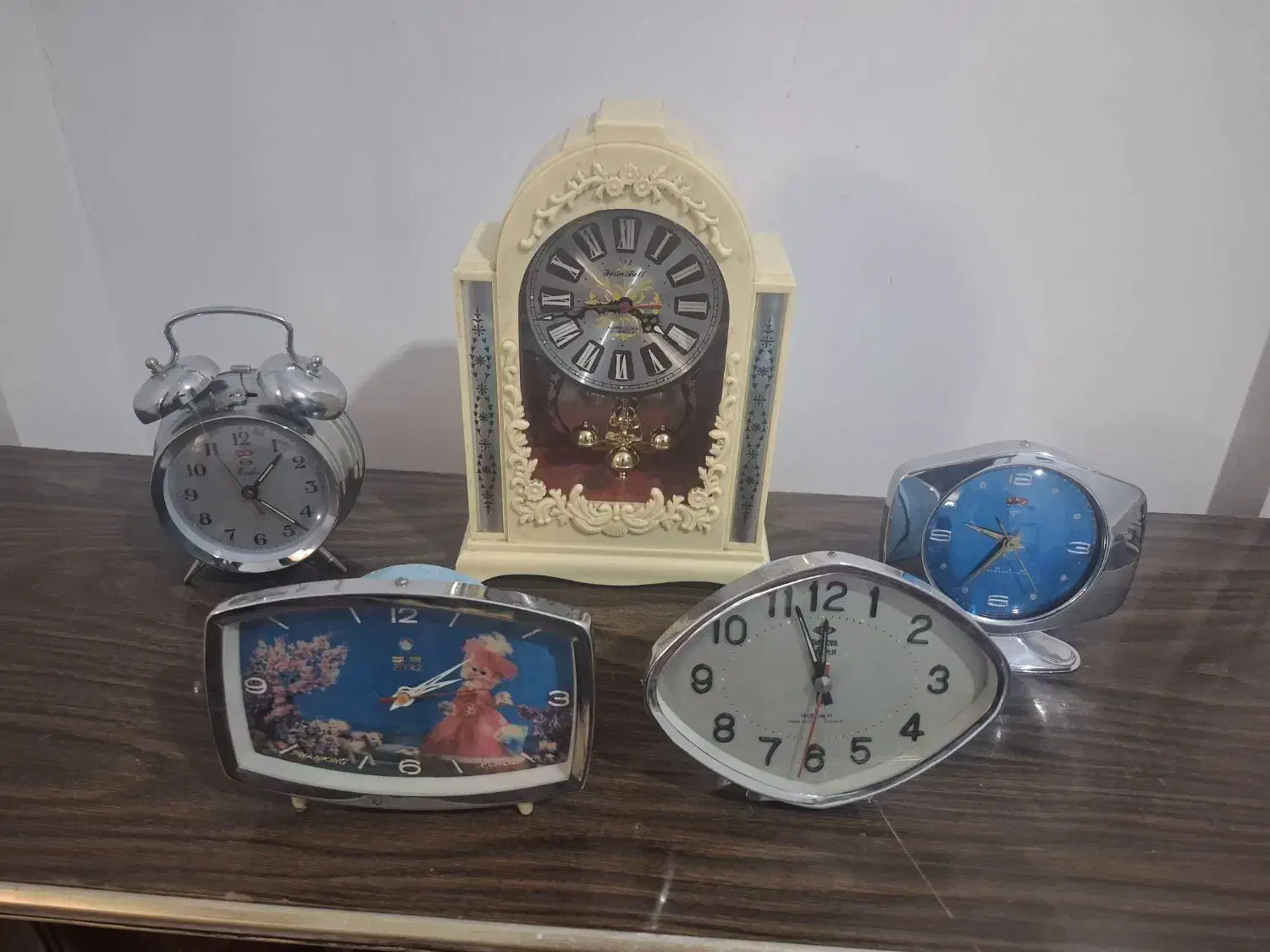 ساعت‌های کوکی کاملا سالم|ساعت دیواری و تزئینی|تبریز, |دیوار