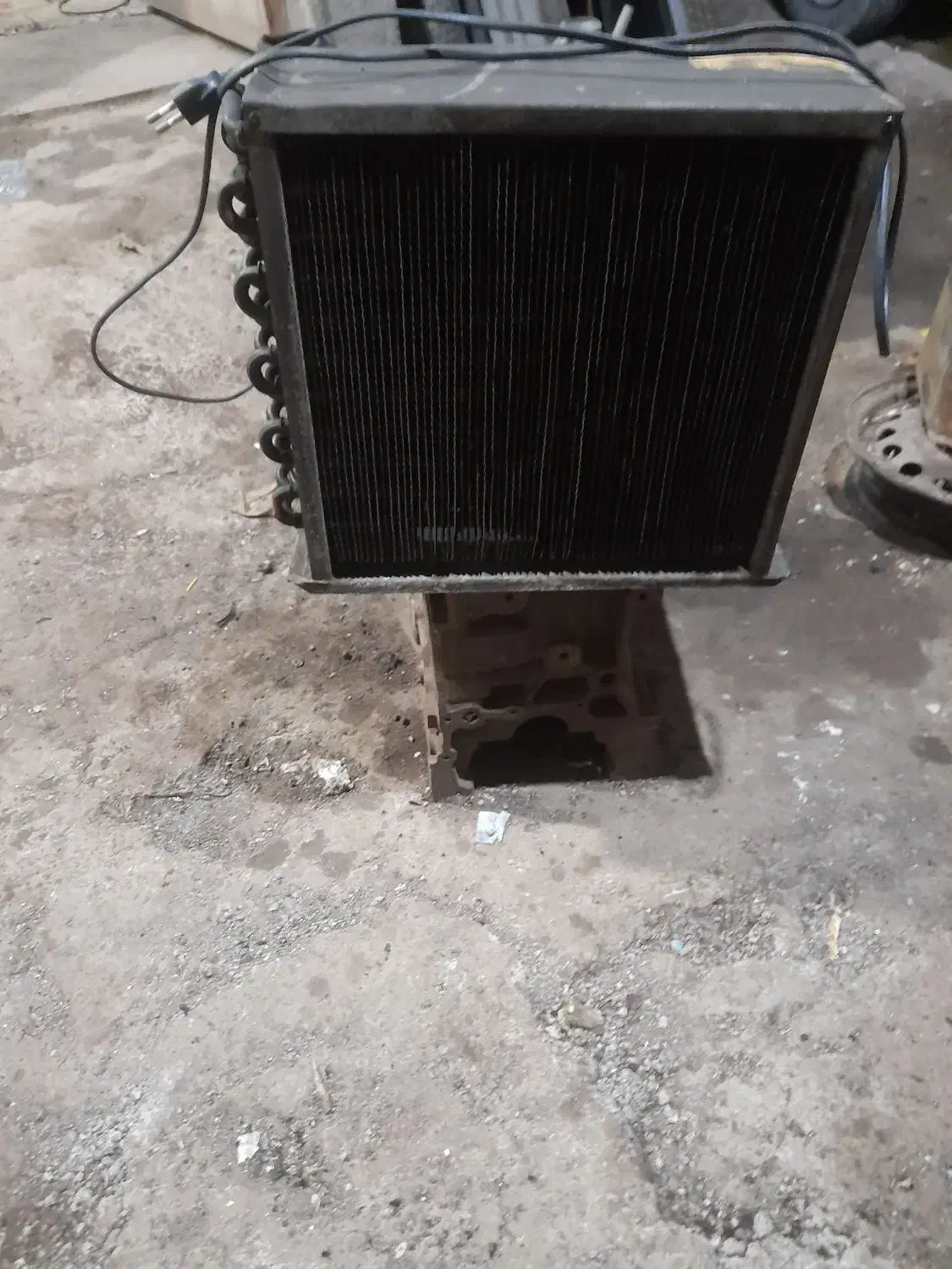 موتور فن دار|یخچال و فریزر|رشت, فرودگاه سردار جنگل رشت|دیوار