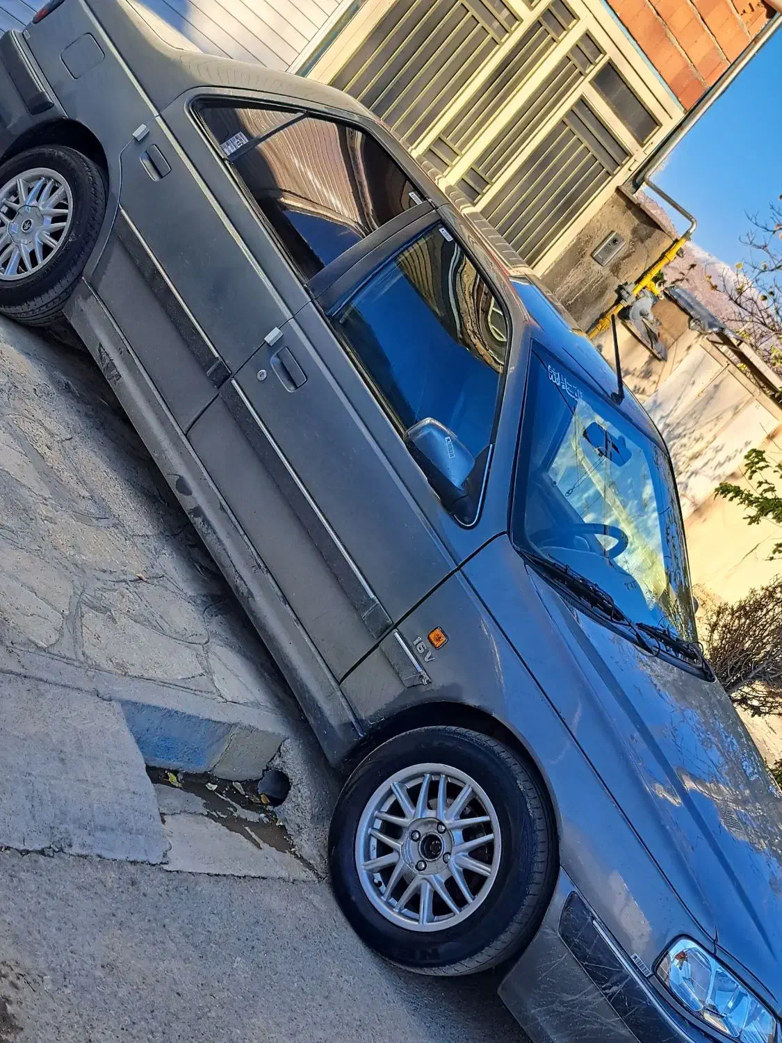 پژو پارس نمونه|خودرو سواری و وانت|سنندج, |دیوار