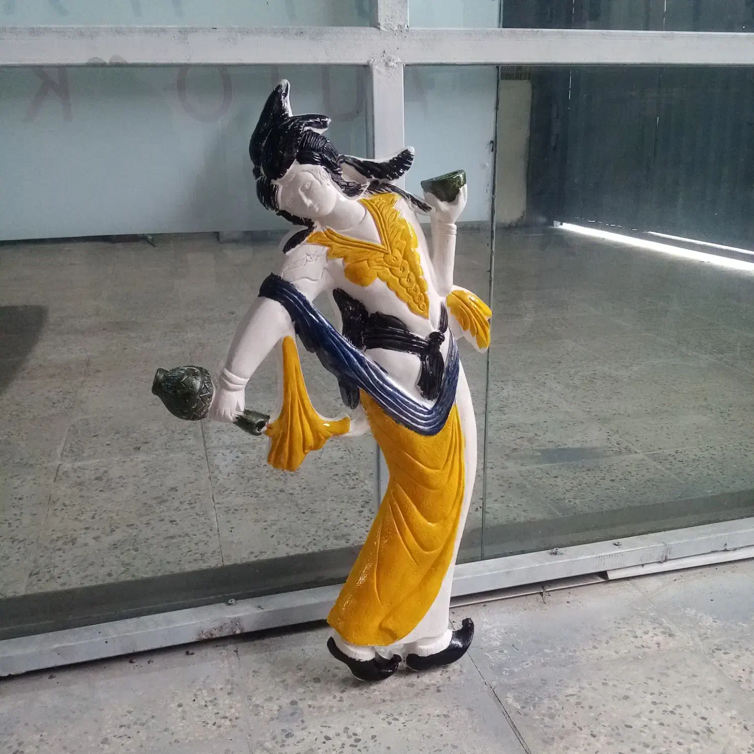 مجسمه|مجسمه، تندیس، ماکت|پردیس, سیاه سنگ|دیوار