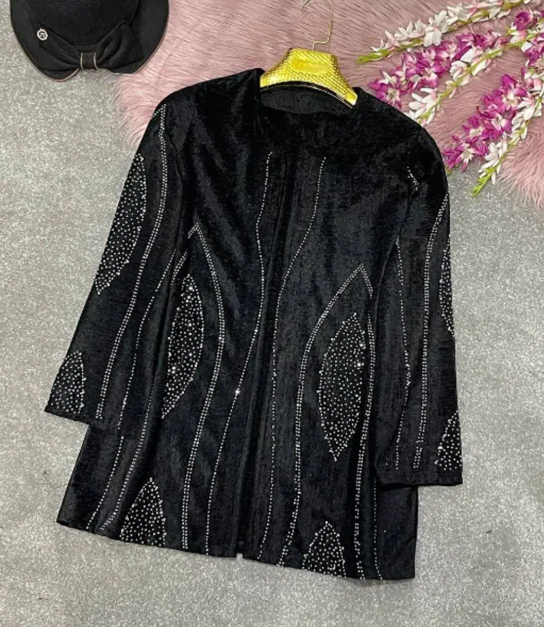 کت نگینی مخمل|لباس|رباط‌کریم, مسکن مهر آبشناسان|دیوار