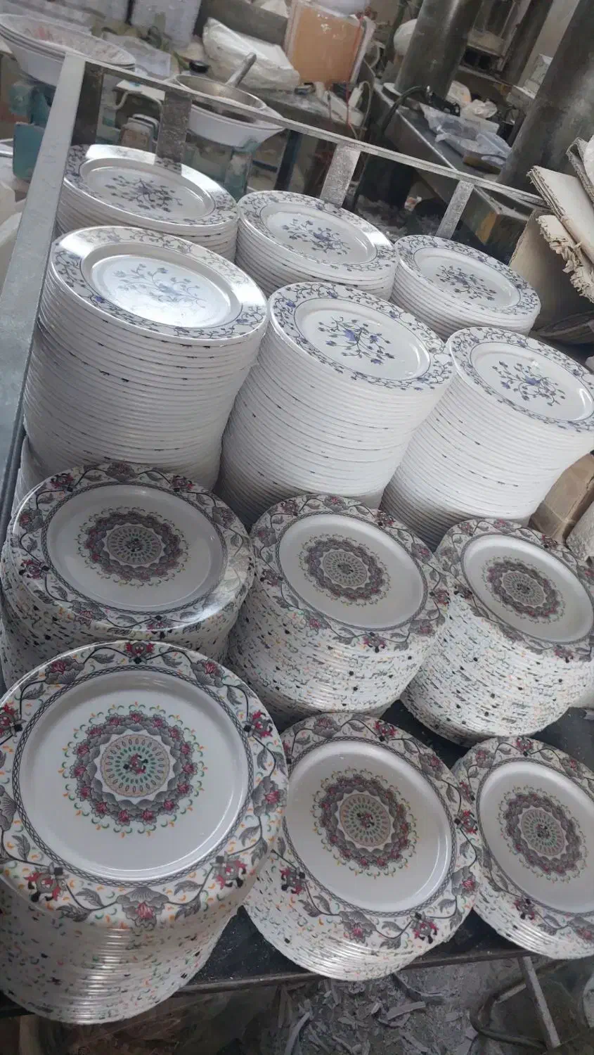 تولید عمده بشقاب تخت و بشقاب گود ملامین معمولی|ظروف سرو و پذیرایی|پاکدشت, خاتون آباد|دیوار