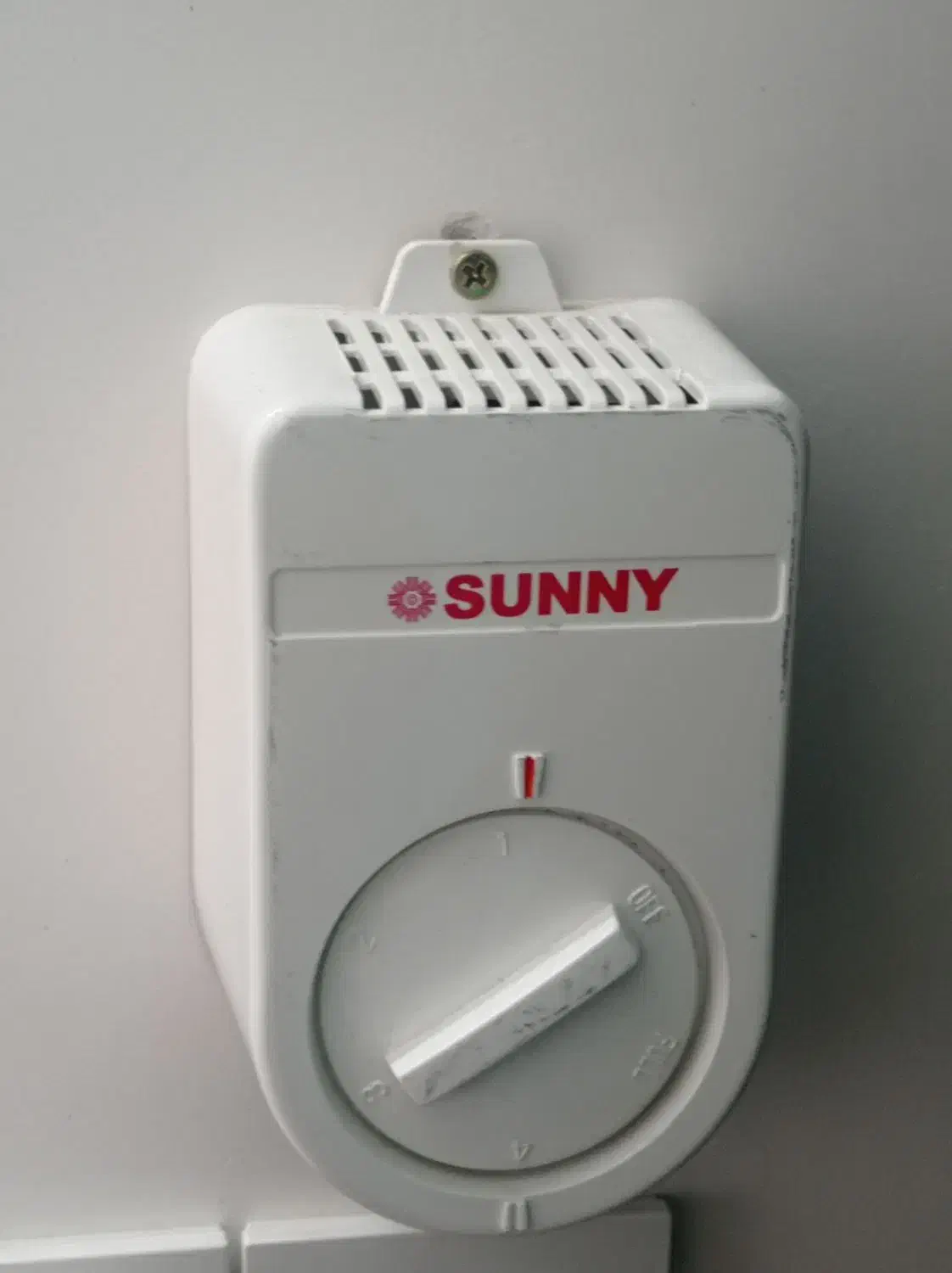 پنکه سقفی نو سالم|پنکه و تصفیهکنندهٔ هوا|گرگان, |دیوار